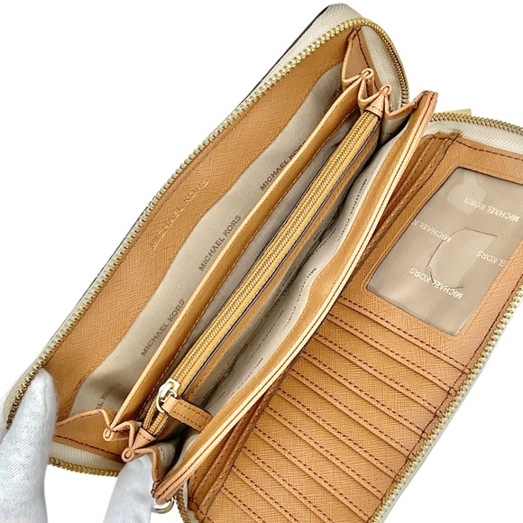 MICHAEL by Michael Kors Frame Out Travel Continental Wallet in Vanilla/Cream - Picture 4 of 10